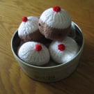 Currant Bun Knitting Pattern