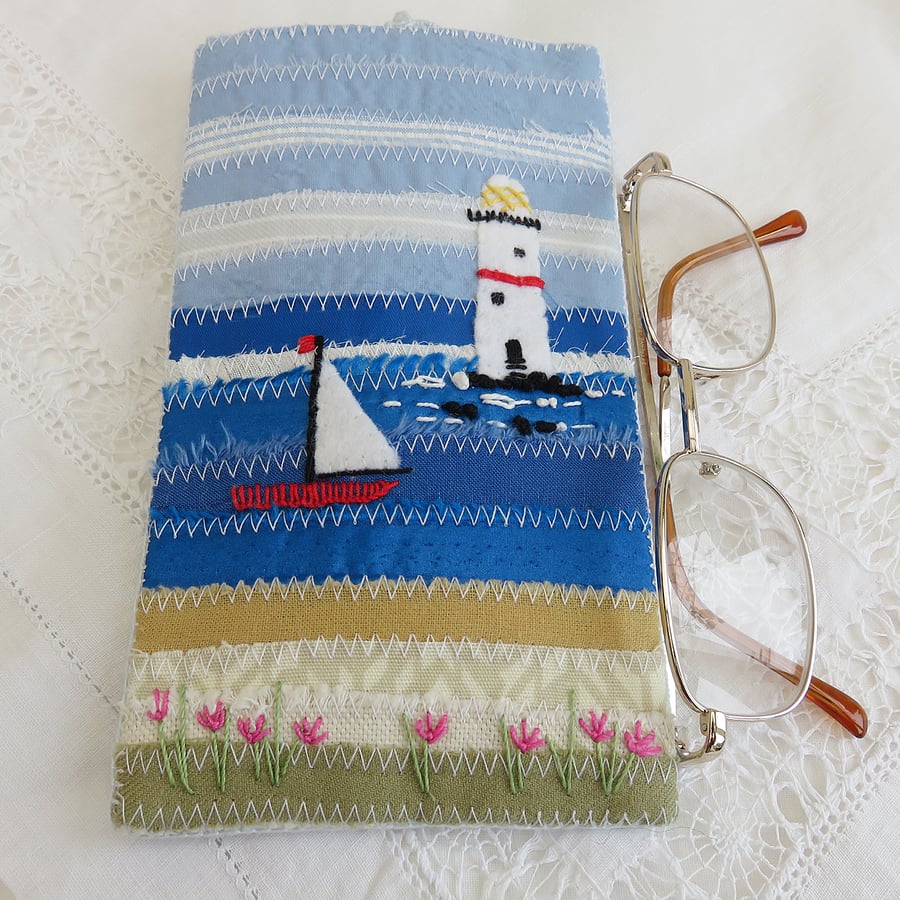 Seaside Glasses or Spectacles Case