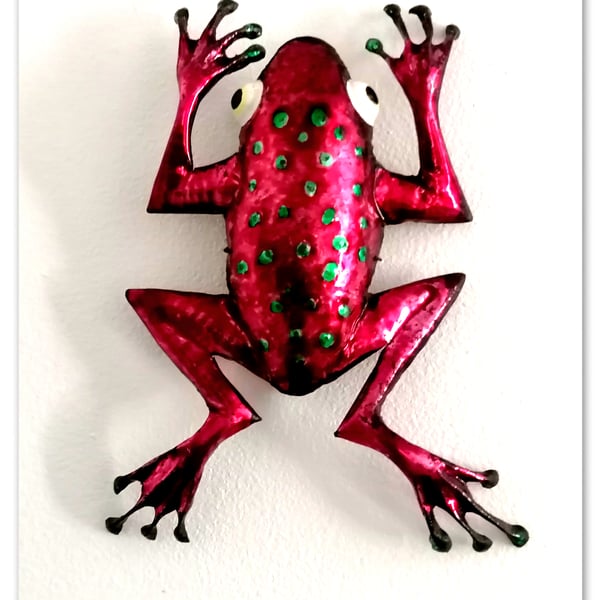 Handmade Pink Tin Frog with green spots Wall Art. Made from a coffee tin.
