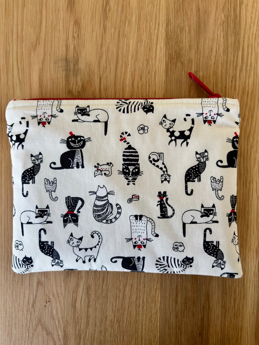 Zipped fabric pouch, purse, make up bag, ivory cotton with fun black cat print