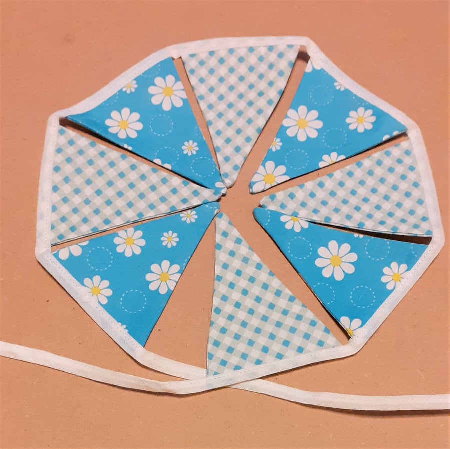 Bright Blue Miniature Bunting – 8 Flags