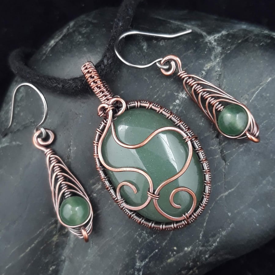 Copper Wire Weave Wrapped Green Aventurine Pendant & Matching Earrings