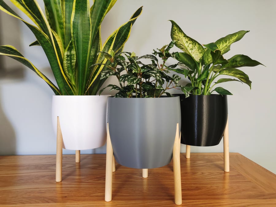 Plant Pot With Wood Legs, Inbuilt Hardwood Legs, Eco-Friendly Planter