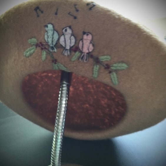 Camel pure new wool embroidered beret of Three little birds.