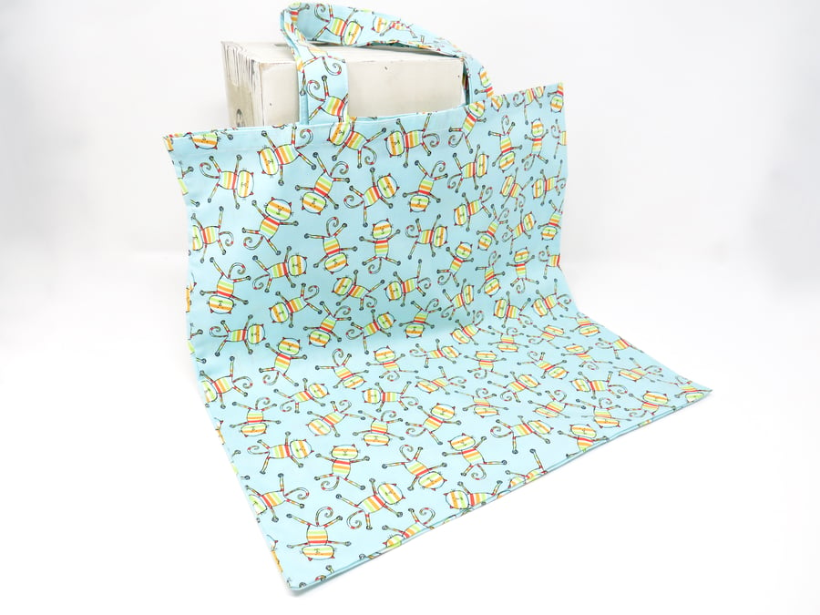 Quirky cat shopping bag