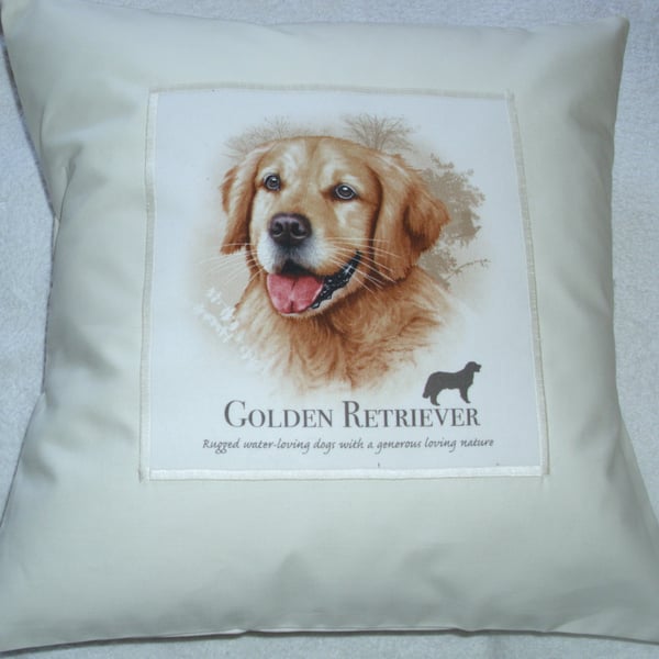 Golden Retriever Portrait cushion