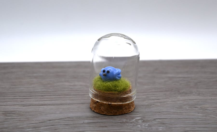 small glass blue bird keepsake figure