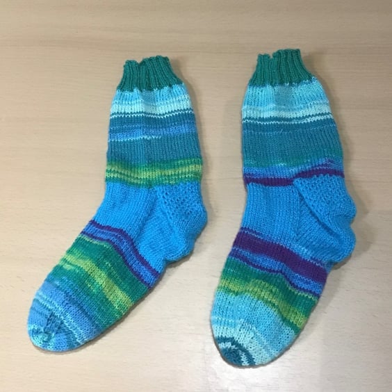 Hand Knit Odd Socks multicoloured blue green size 5-6
