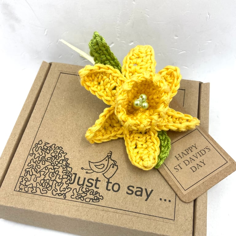 Crochet Daffodil Brooch