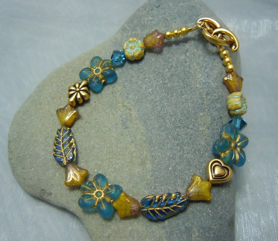 Gold plate Czech glass bead bracelet