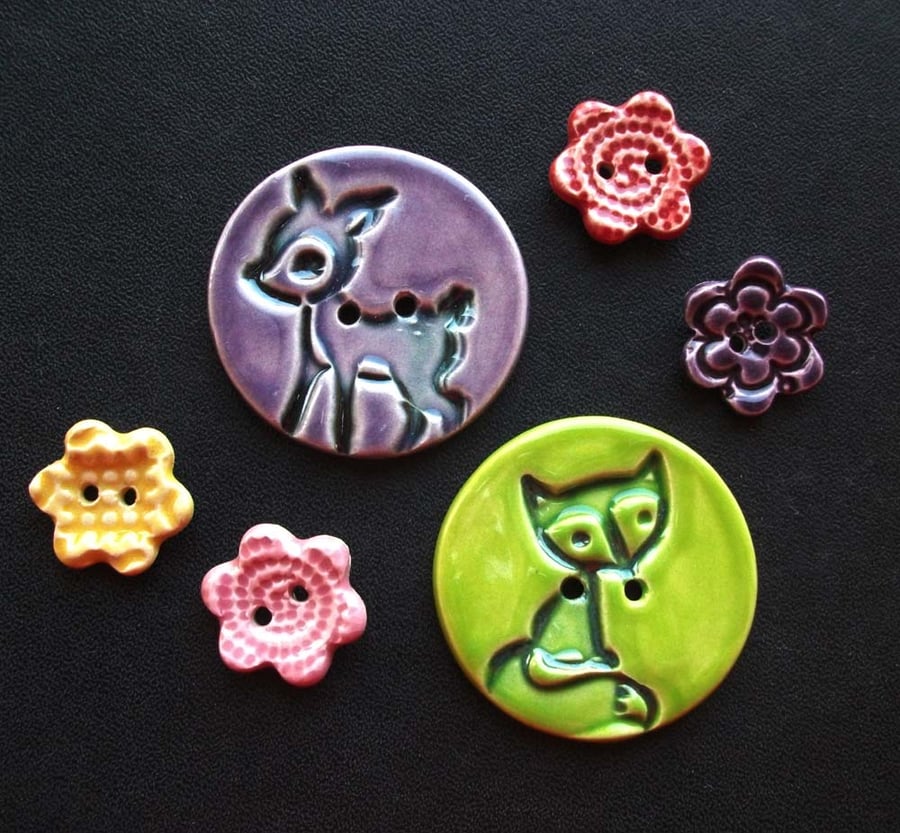 Set of woodland animals and flowers ceramic buttons