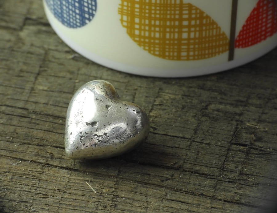 Solid silver heart love token