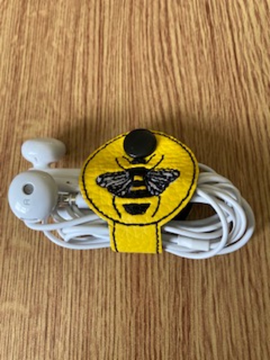 1056  Honey bee cord wrap