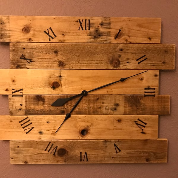 Rustic wooden wall clock. Large 82cm x 69cm.Reclaimed pallet wood. Free Postage!