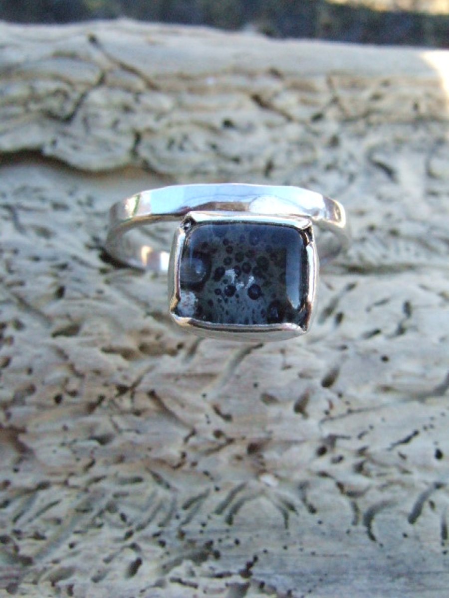 Sterling Silver and Hand Made Glass Cabachon Ring
