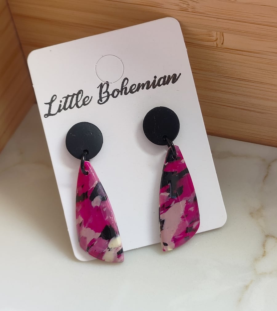 Pink and Black Dangly earrings