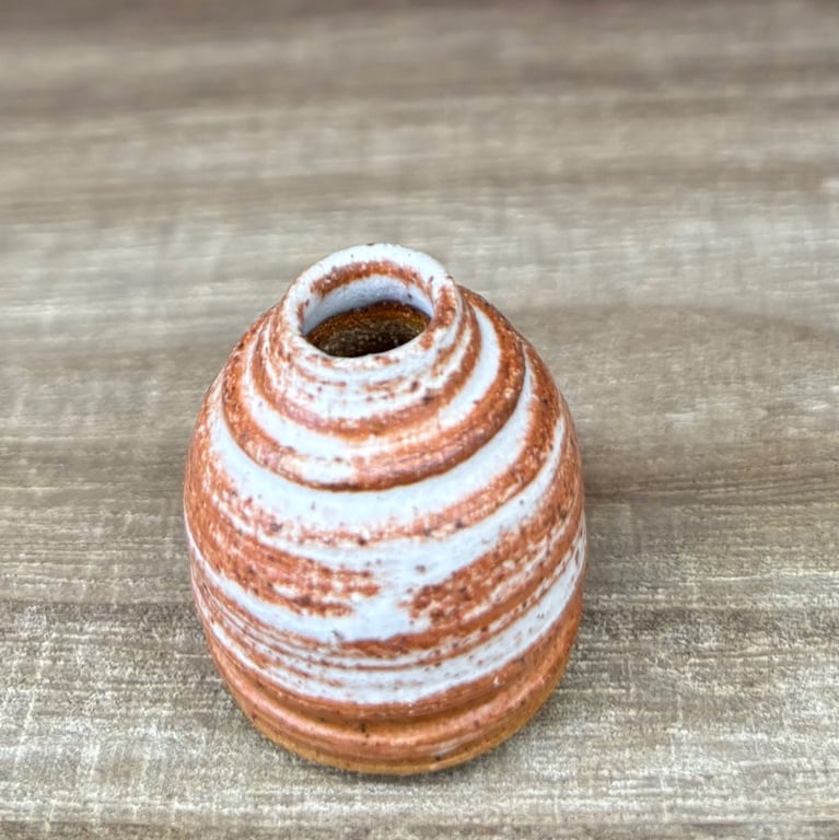 Teeny tiny vase