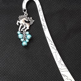 BM17 Unicorn bookmark with blue miracle beads