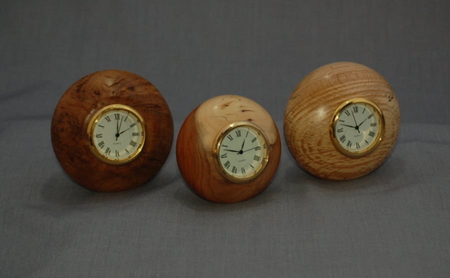 Wooden Pebble Clocks 