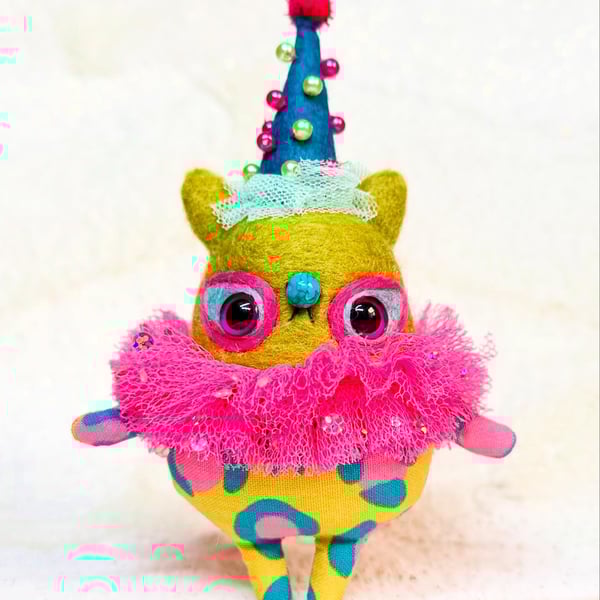 Miniature Needlefelted Kitty Clown Art Doll Green