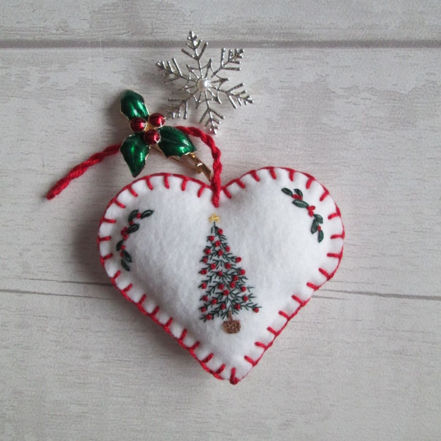 Hand Embroidered Keepsake Heart Christmas Decoration - Christmas Tree