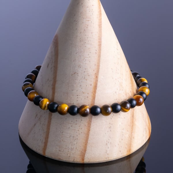 Bracelet Tigers Eye and Onyx gemstone stretch design 1 of 3