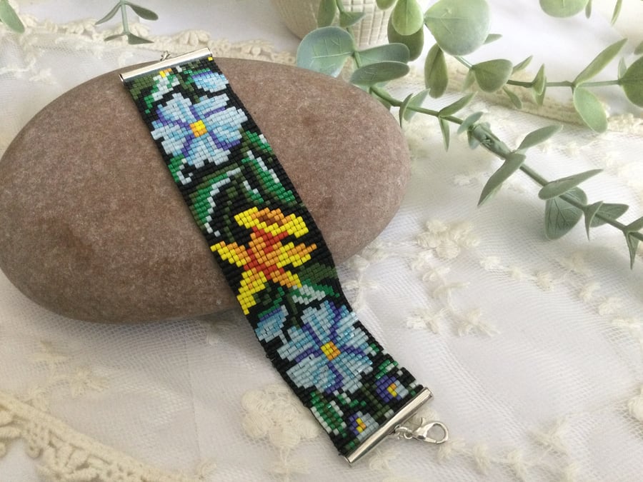 Bracelet, Floral loom beaded adjustable bracelet, Spring flowers