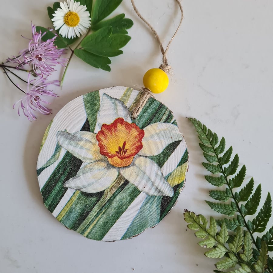 Daffodil flower wood slice decoration decoupage hanging decoration home decor