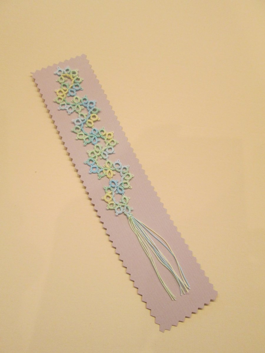 Lemon blue-green Tatted Bookmark