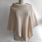 Poncho knitted in Merino Lambswool Colour Palest Caramel