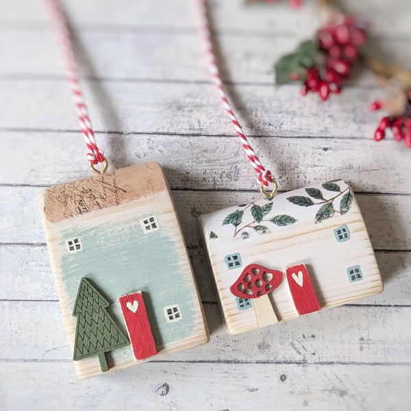 Set of 2 Wooden Hand Painted House Hanging Decorations