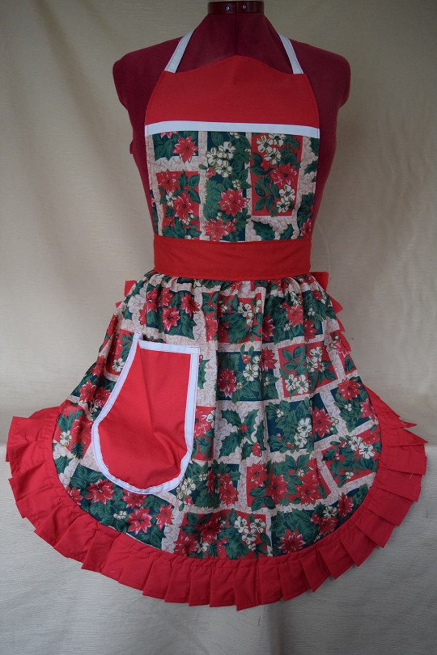 Vintage 50s Style Full Apron Pinny - Christmas Holly & Poinsettia With Red Trim