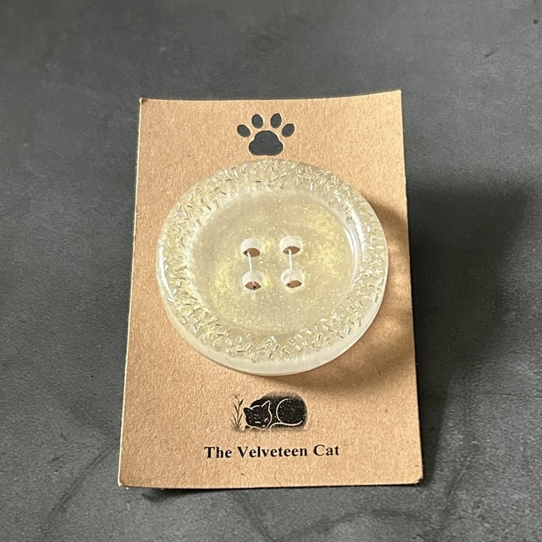 Giant 50mm Large 35mm Button Gift for Knitters Crocheters Crafters - Pearl Frost