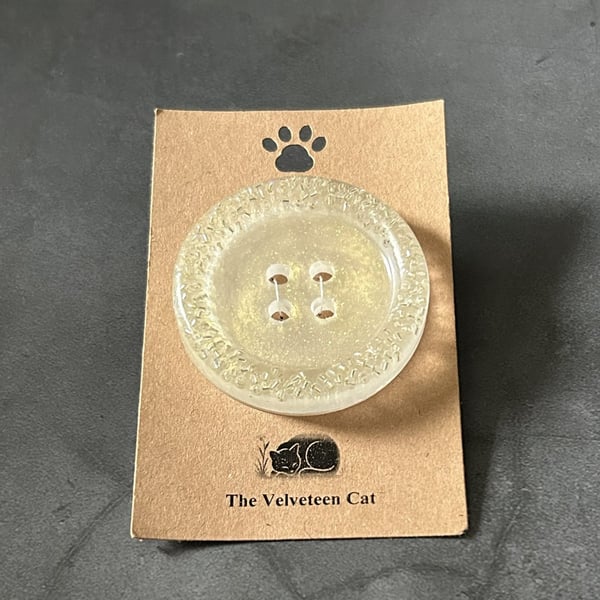 Giant 50mm Large 35mm Button Gift for Knitters Crocheters Crafters - Pearl Frost