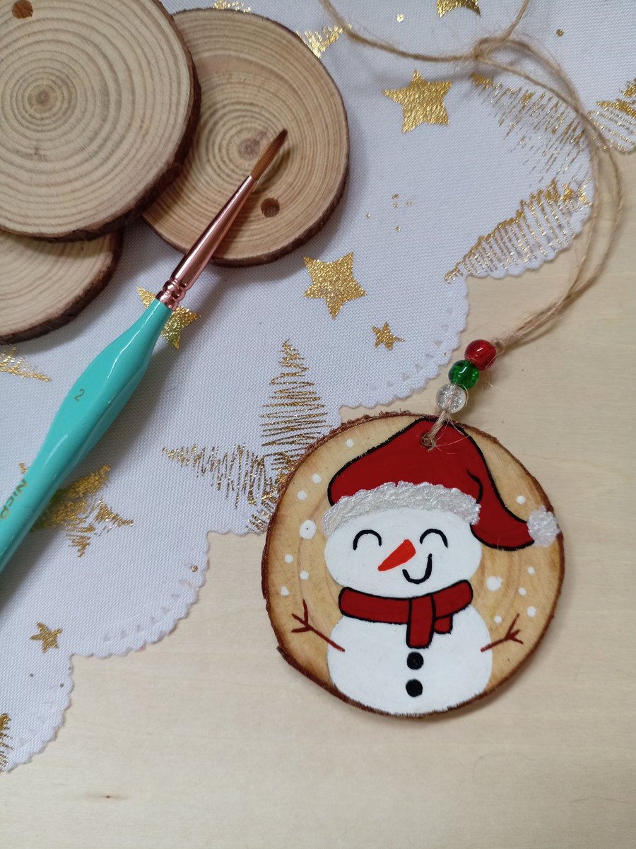 Snowman hanging woodslice decoration 
