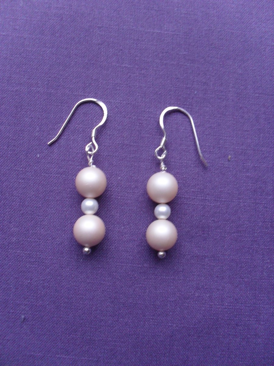 Sterling Silver Shell Pearl Earrings