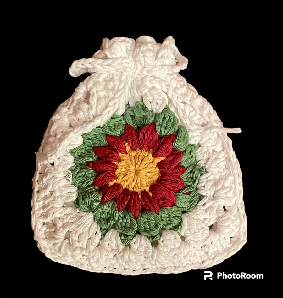 Reusable Christmas Gift Bag, Gift Pouch, Gift Bag, Poinsettia Bag 