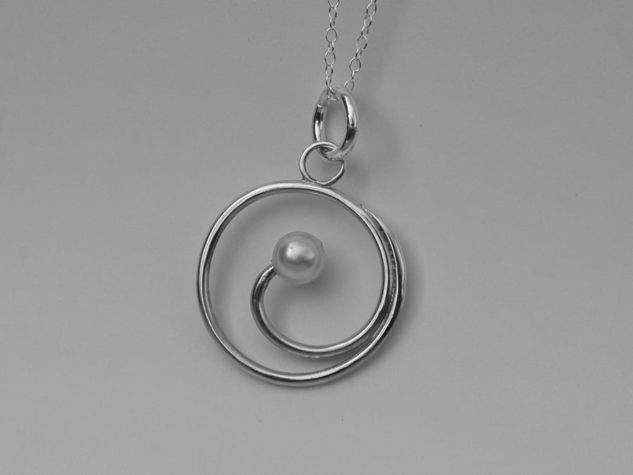 Sterling Silver Spiral Pendant with Pearl,  P130