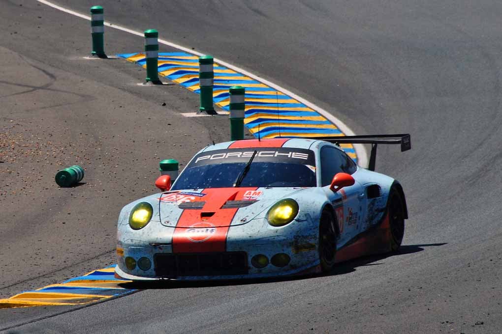 Porsche 911 RSR 24 Hours Of Le Mans 2017 Photograph Print