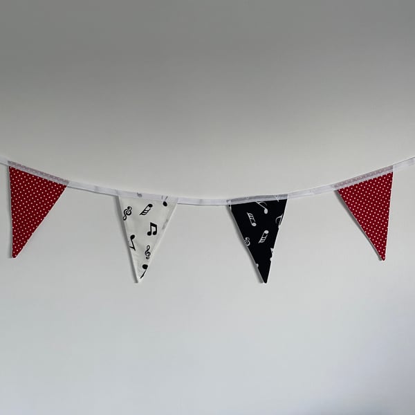  Musical 50's Inspired Bunting. (013)