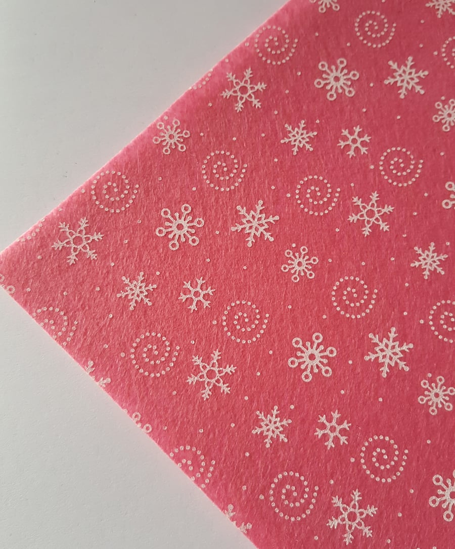 1 x Printed Felt Square - 12" x 12" - Snowflakes & Swirls - Pink 