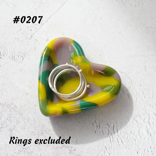 Green yellow & grey heart shaped fused glass ring dish, 5cm approx (0207)