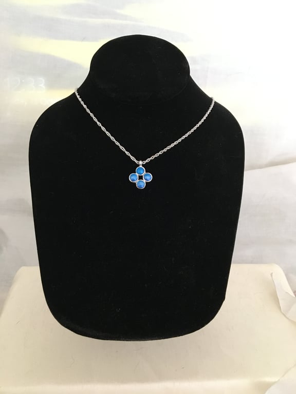 Dainty & Simple 4-Set Pendant in Blue