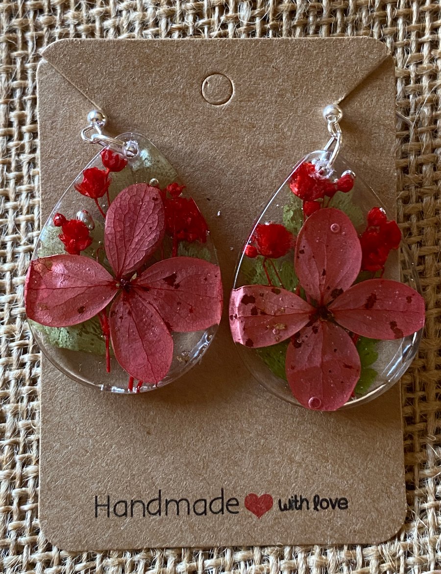 Handmade Pair of Teardrop Shaped Resin Earrings With Red Hydrangea Petals
