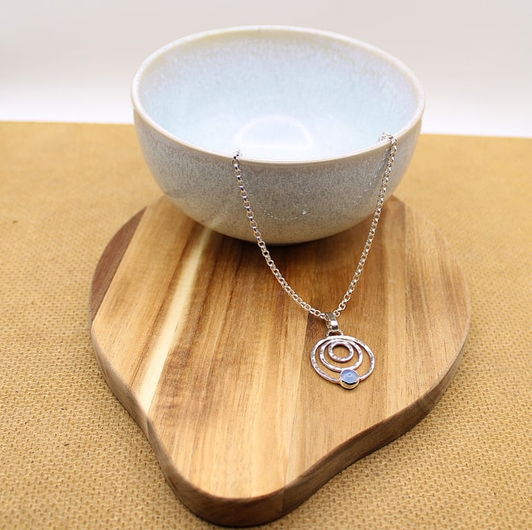 Silver pendant with blue Agate stone