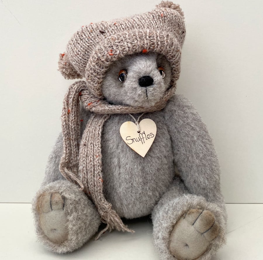 Teddy bears collectors artist bear, dressed bear by Bearlescent 