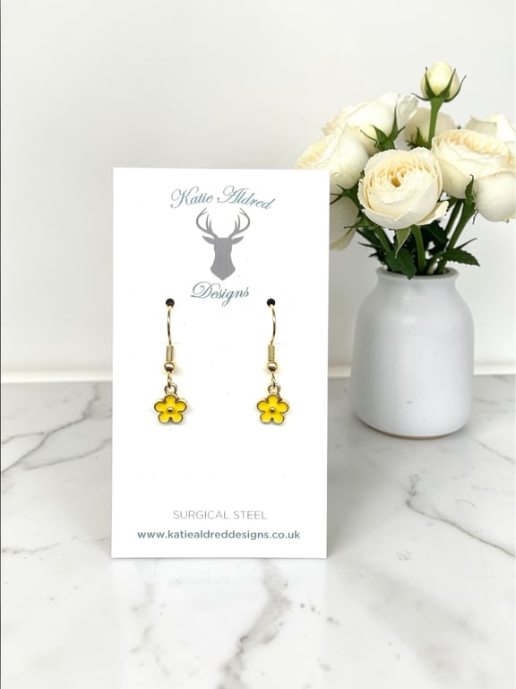 Charm Earrings - Mini Daisy - Yellow
