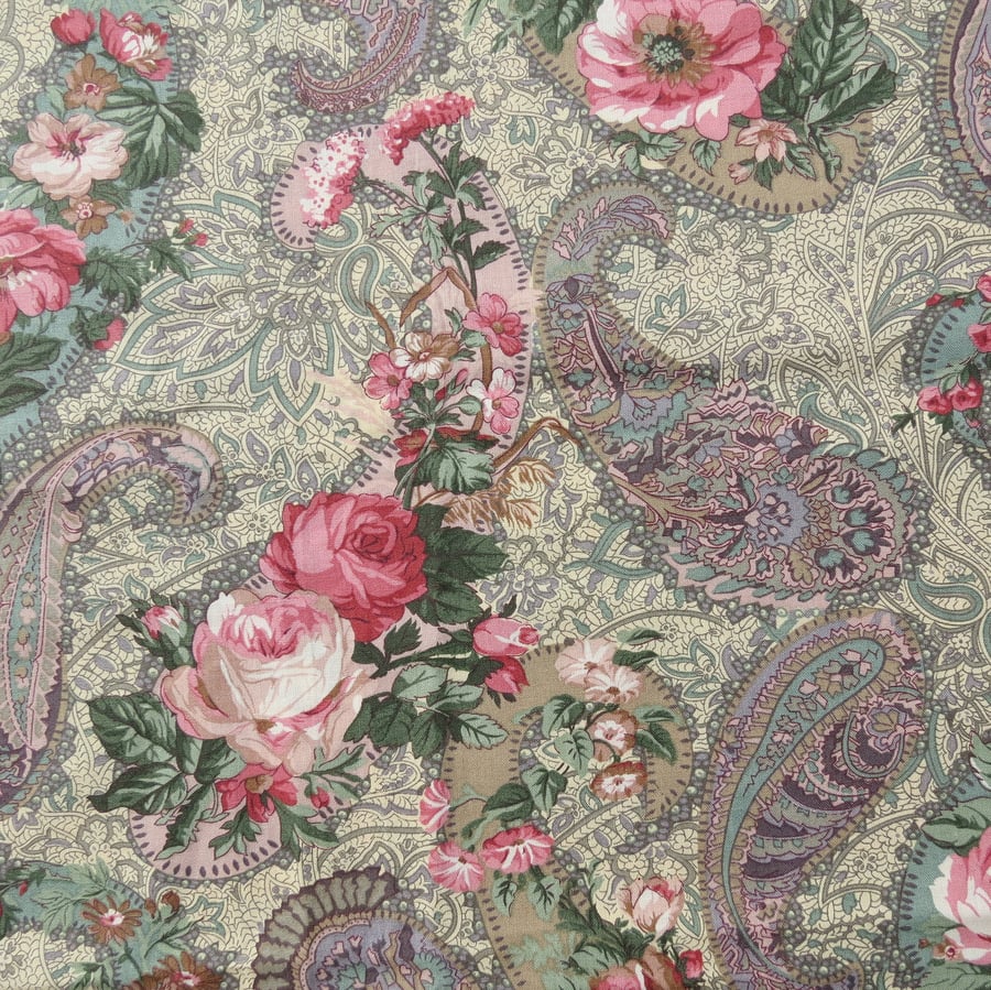 1992  Sanderson fabric. Unused. ''Summer Palace'' 36 inches x 53 inches. 