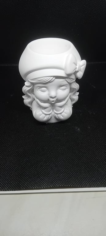 Sweet girl planter