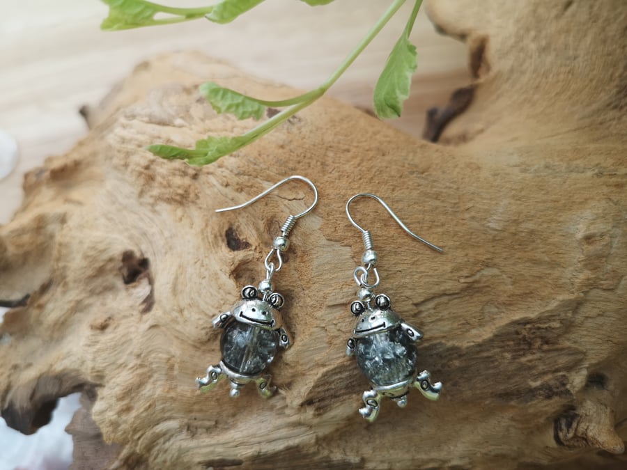 Frog charm crackle quartz black and clear earrings